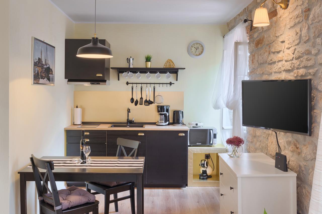 רוביני Luxury Apartment Fabris מראה חיצוני תמונה