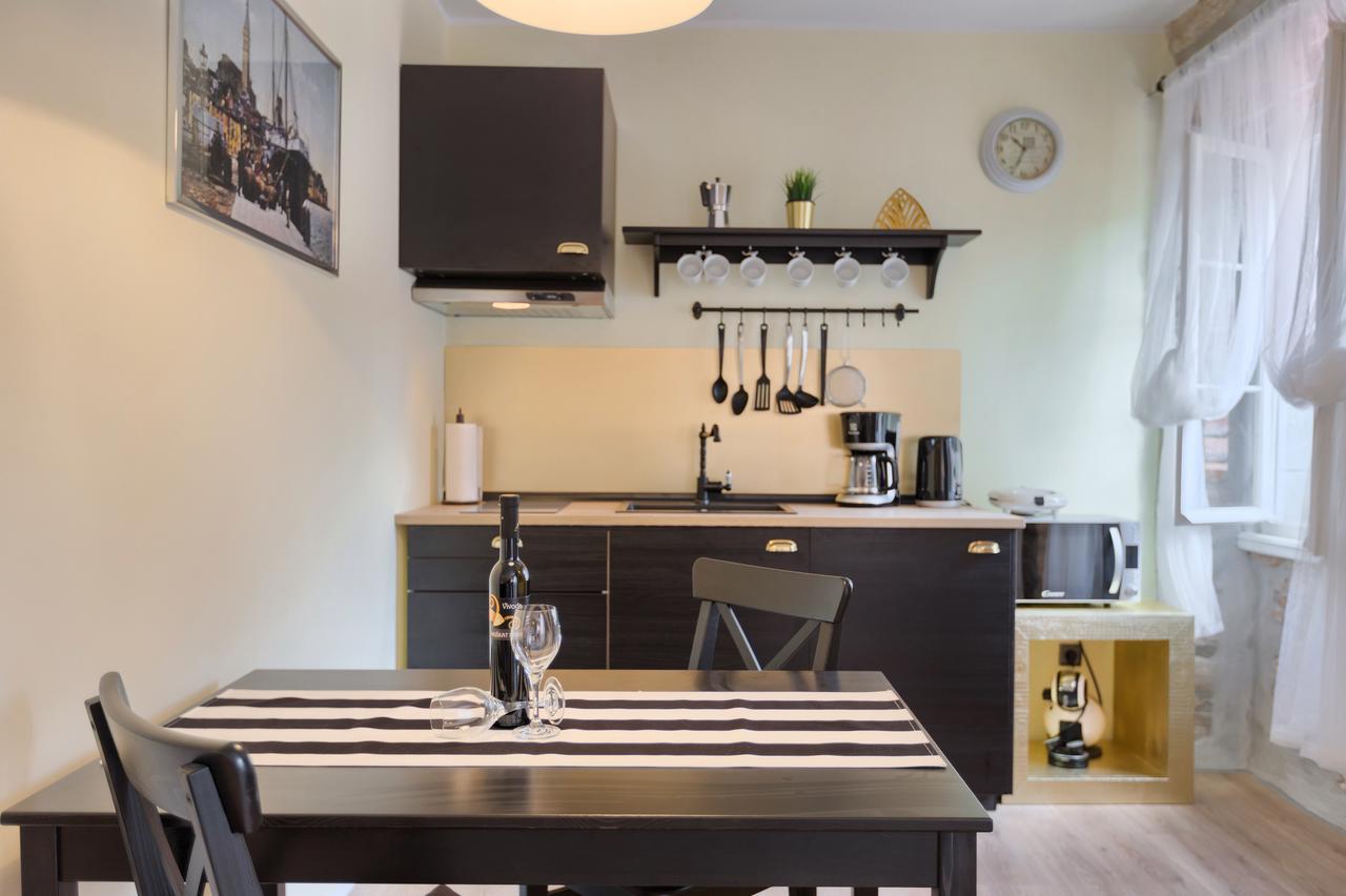רוביני Luxury Apartment Fabris מראה חיצוני תמונה