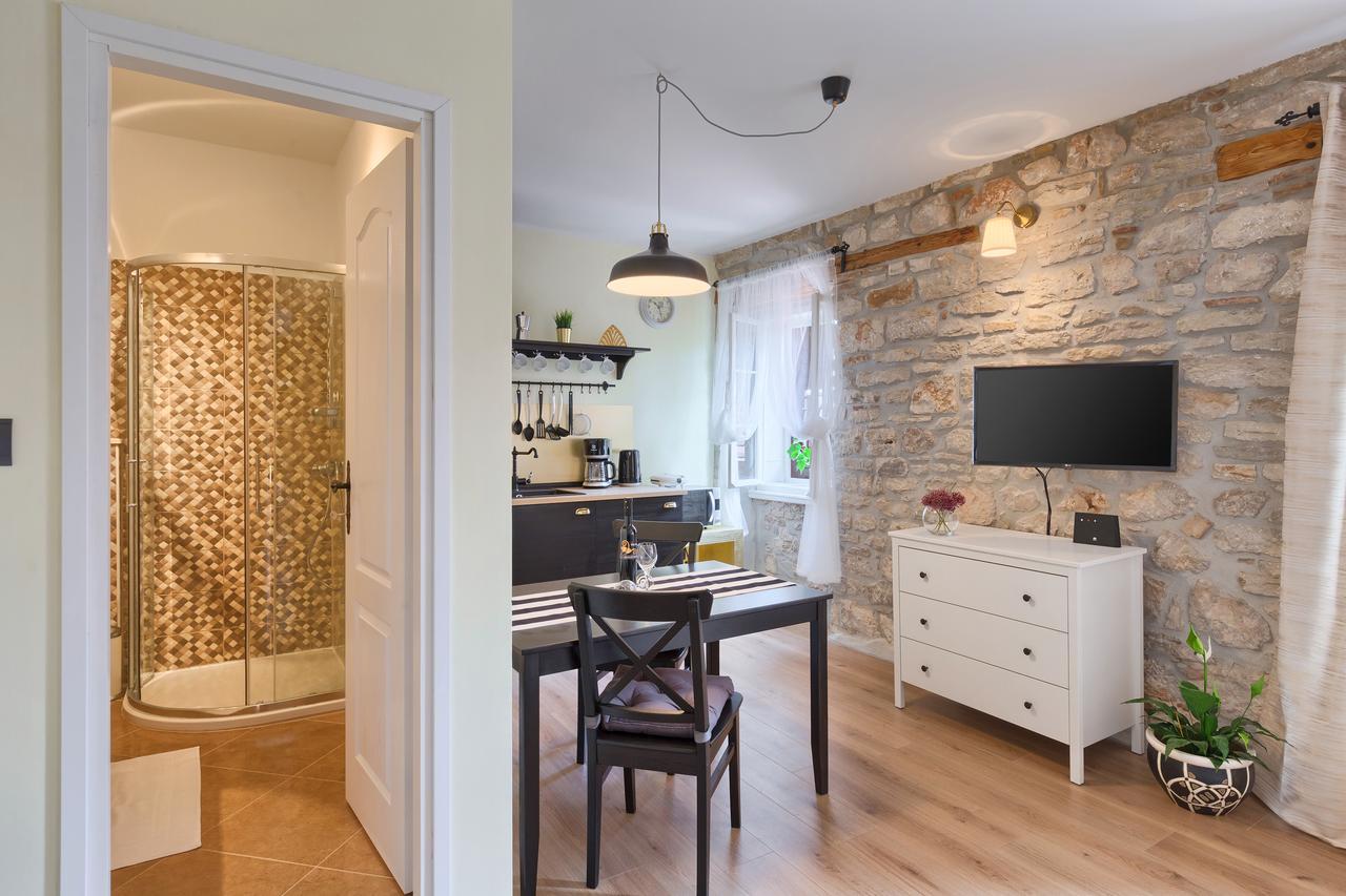 רוביני Luxury Apartment Fabris מראה חיצוני תמונה